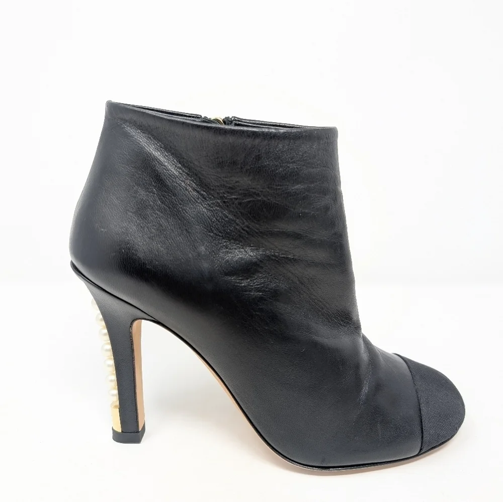 Chanel Cap Toe Pearl Stiletto Heel Black Ankle Boots Celebrity CC Logo Size 37